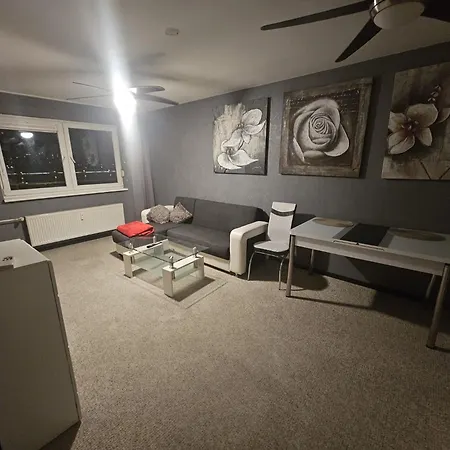 1 Schlafzimmer Am Kaiserlei 3 Etage Haus 125 * Offenbach-sur-le-Main