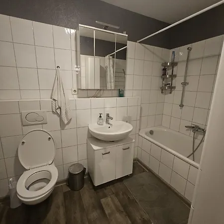 1 Schlafzimmer Am Kaiserlei 3 Etage Haus 125 Appartamento